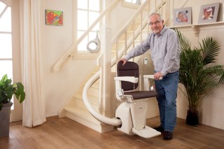 man_stairlift_2146_hr4